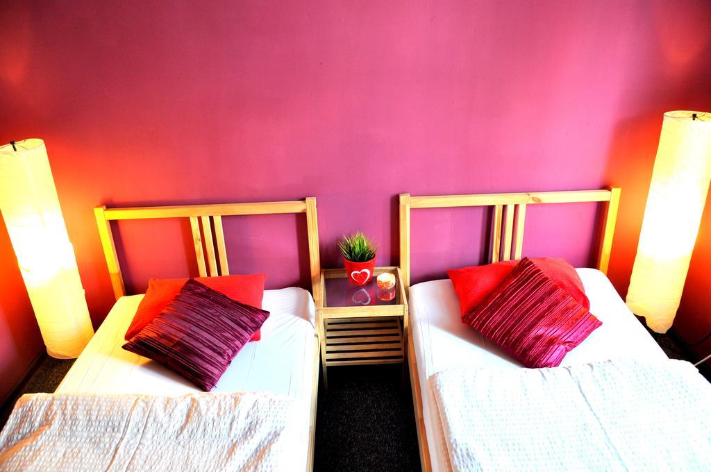 Hostel Awangarda Πόζναν Δωμάτιο φωτογραφία