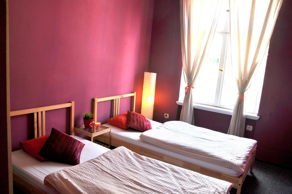 Hostel Awangarda Πόζναν Δωμάτιο φωτογραφία