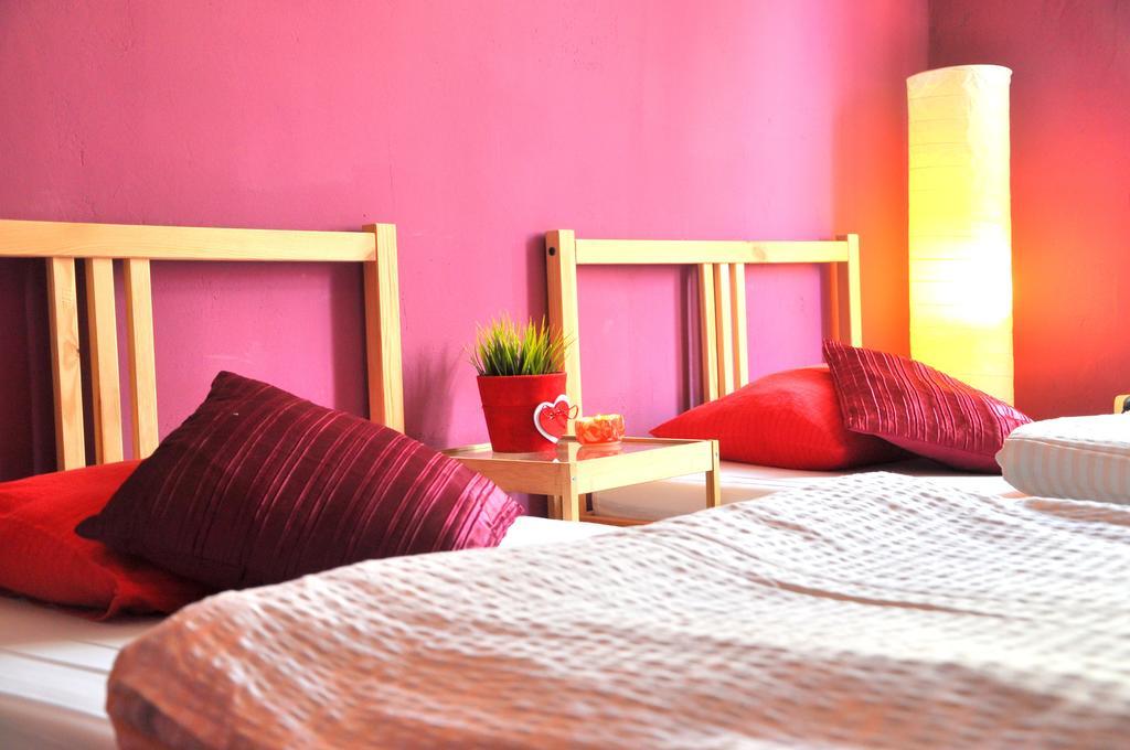 Hostel Awangarda Πόζναν Δωμάτιο φωτογραφία