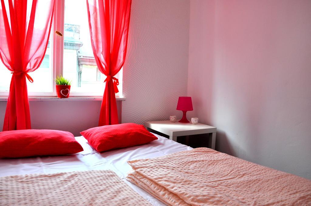 Hostel Awangarda Πόζναν Δωμάτιο φωτογραφία