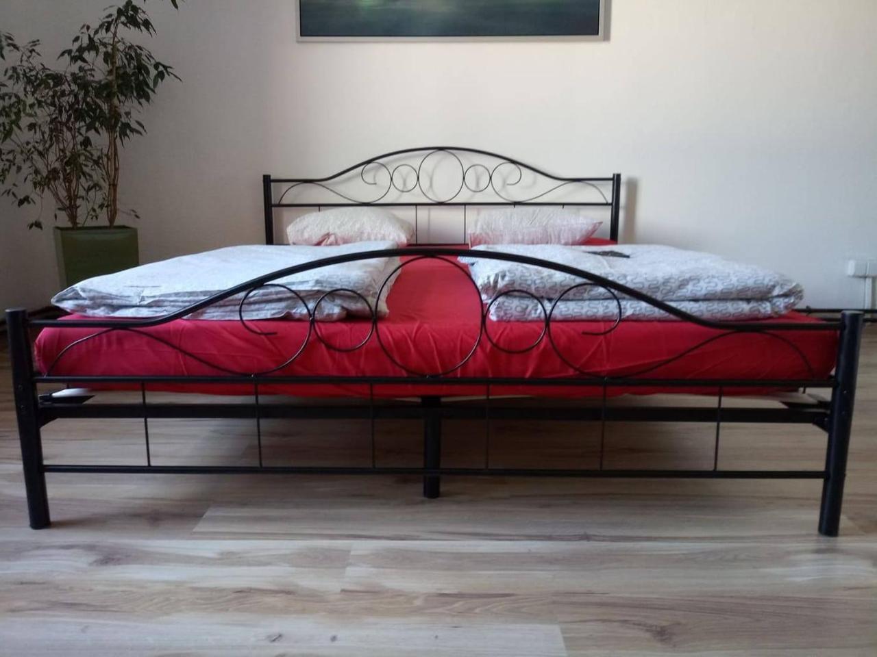 Hostel Awangarda Πόζναν Εξωτερικό φωτογραφία